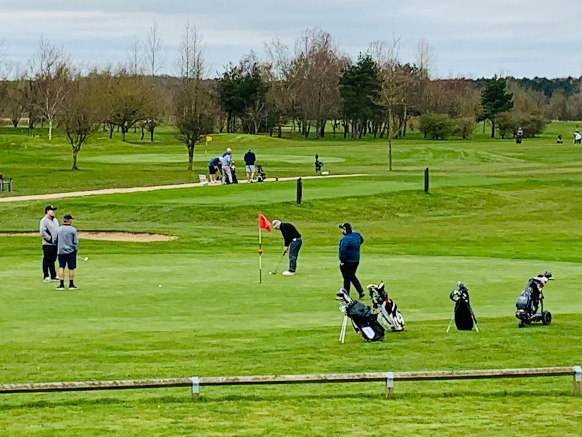 Golf Club Chalet